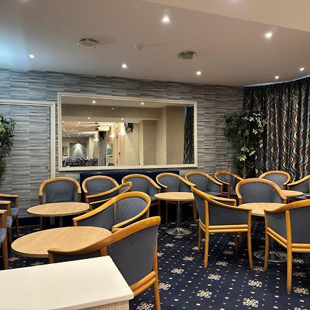 Haddon Hall Hotel Eastbourne Bagian luar foto