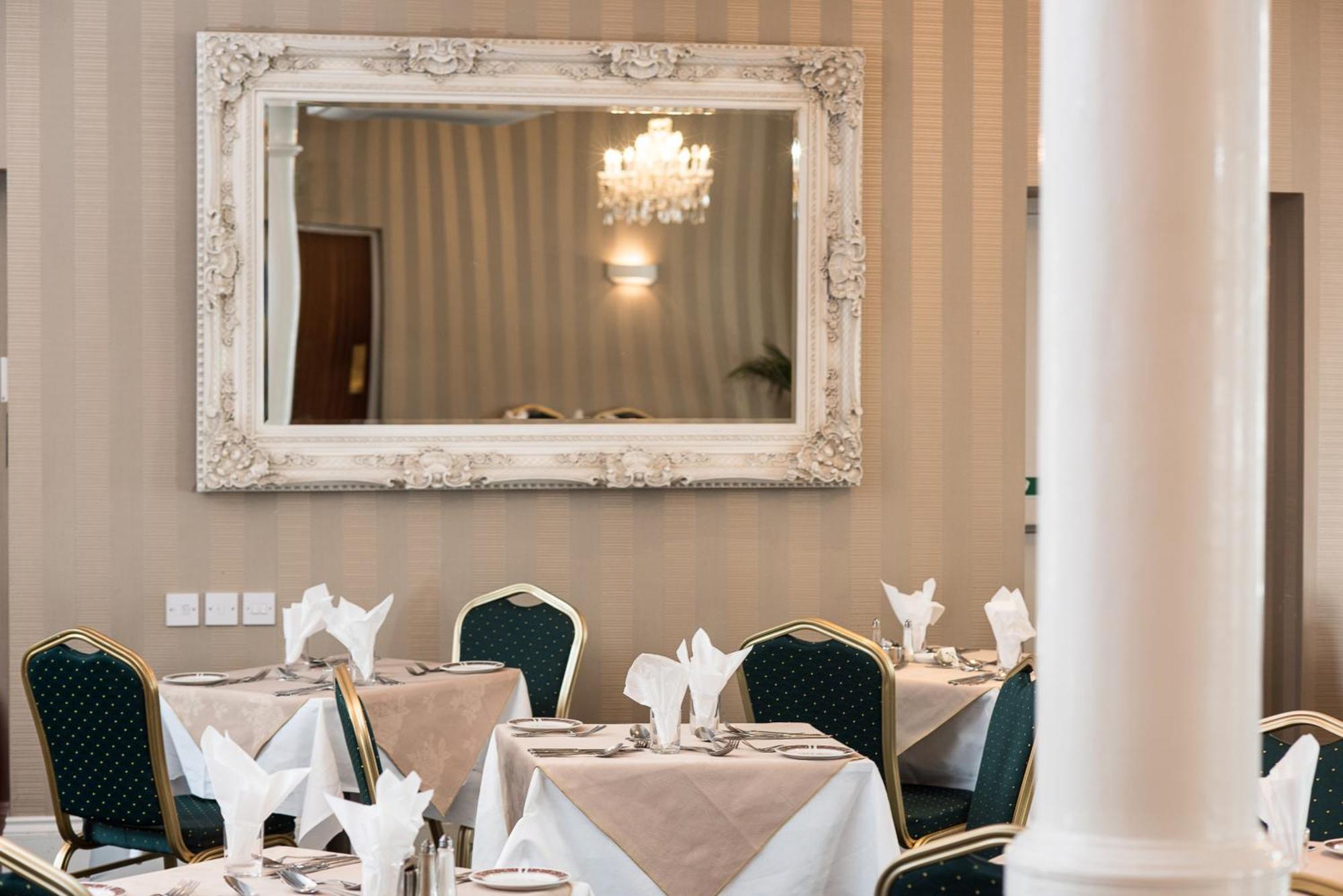 Haddon Hall Hotel Eastbourne Bagian luar foto