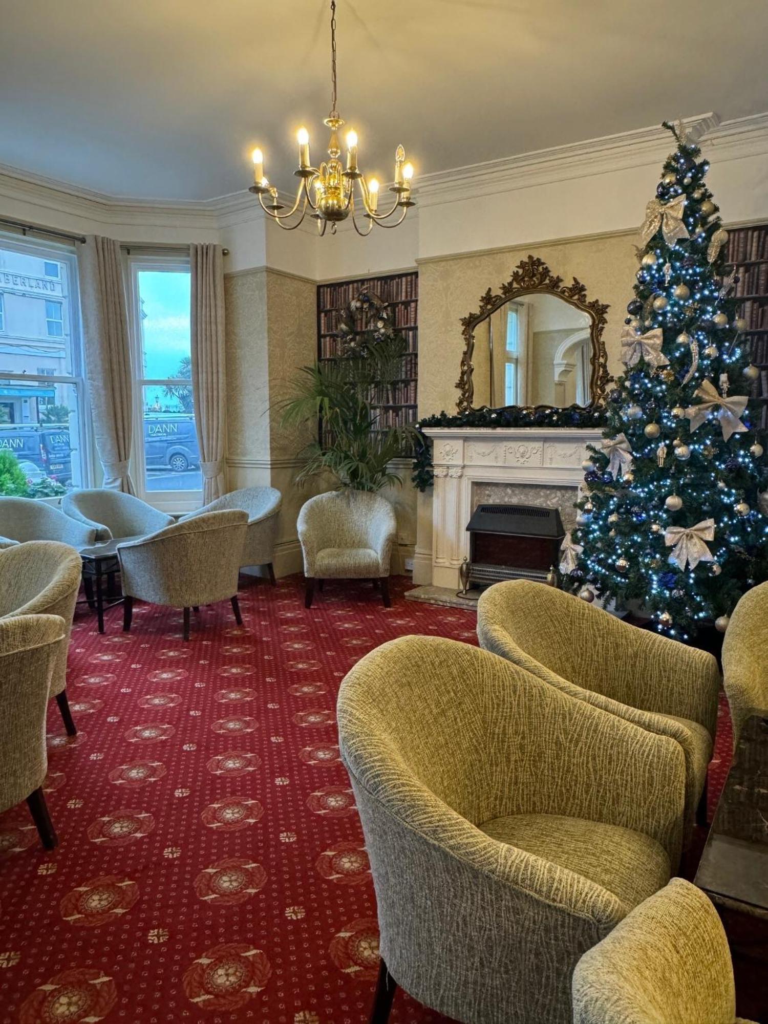 Haddon Hall Hotel Eastbourne Bagian luar foto