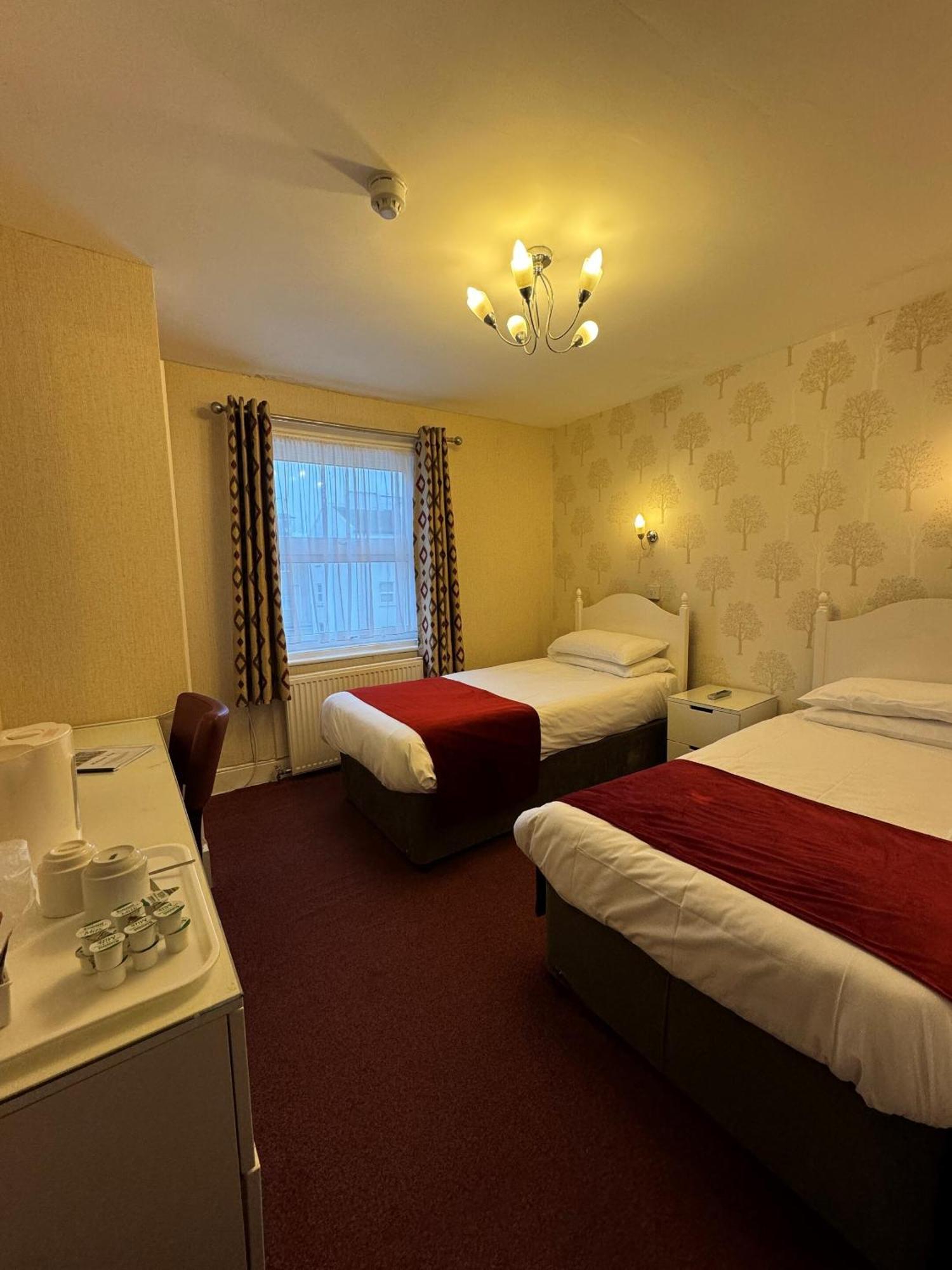 Haddon Hall Hotel Eastbourne Ruang foto