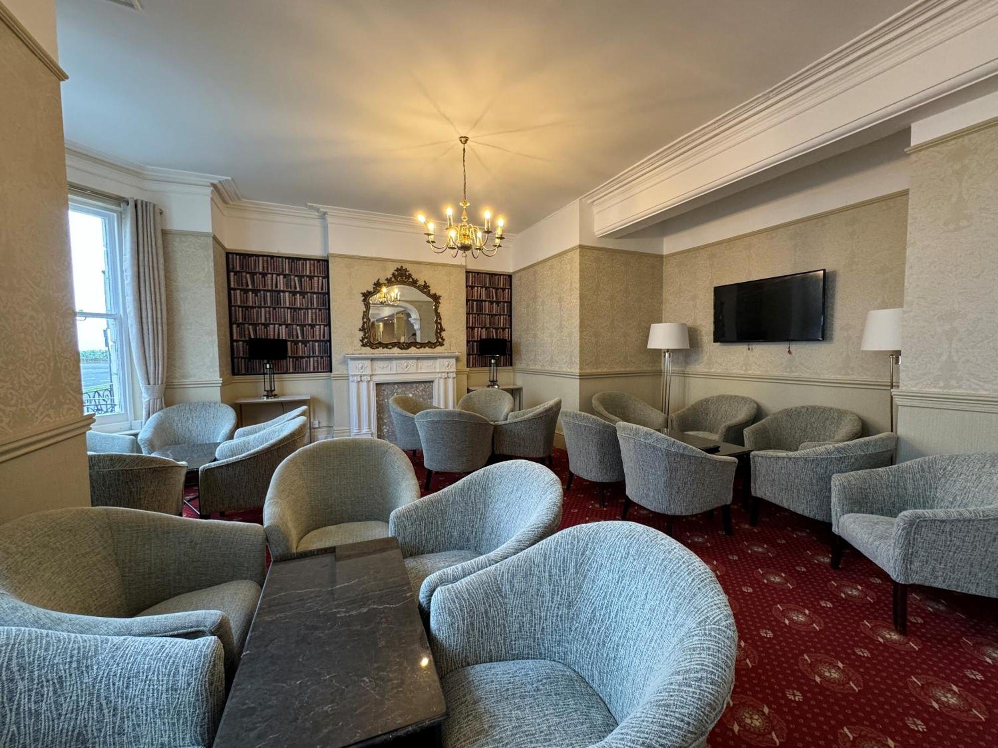 Haddon Hall Hotel Eastbourne Bagian luar foto