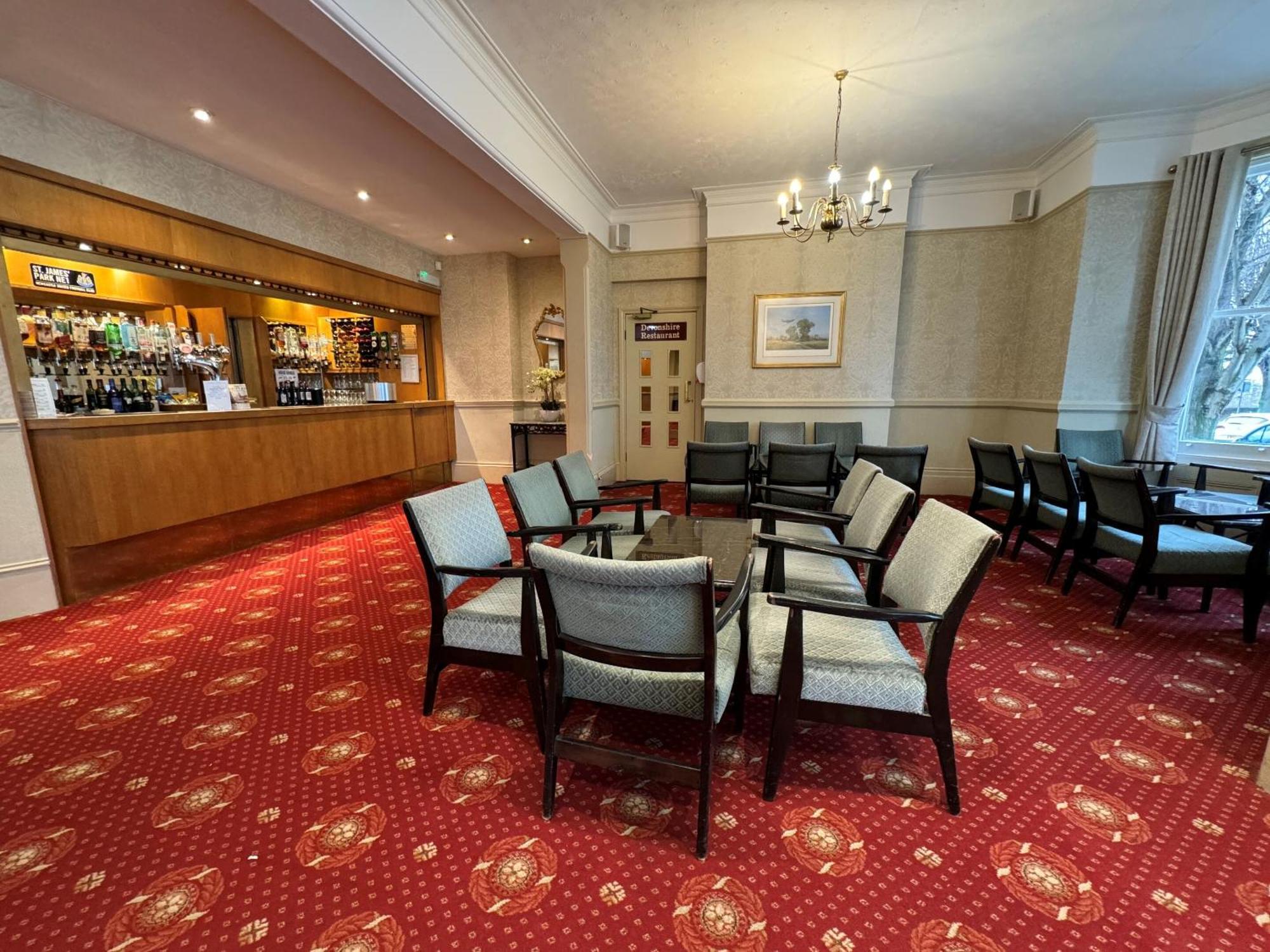 Haddon Hall Hotel Eastbourne Bagian luar foto