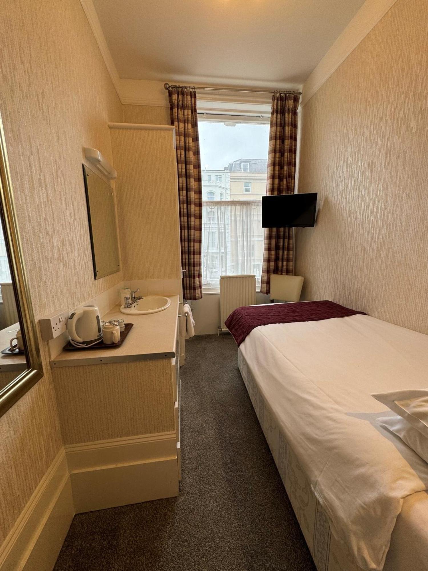 Haddon Hall Hotel Eastbourne Ruang foto