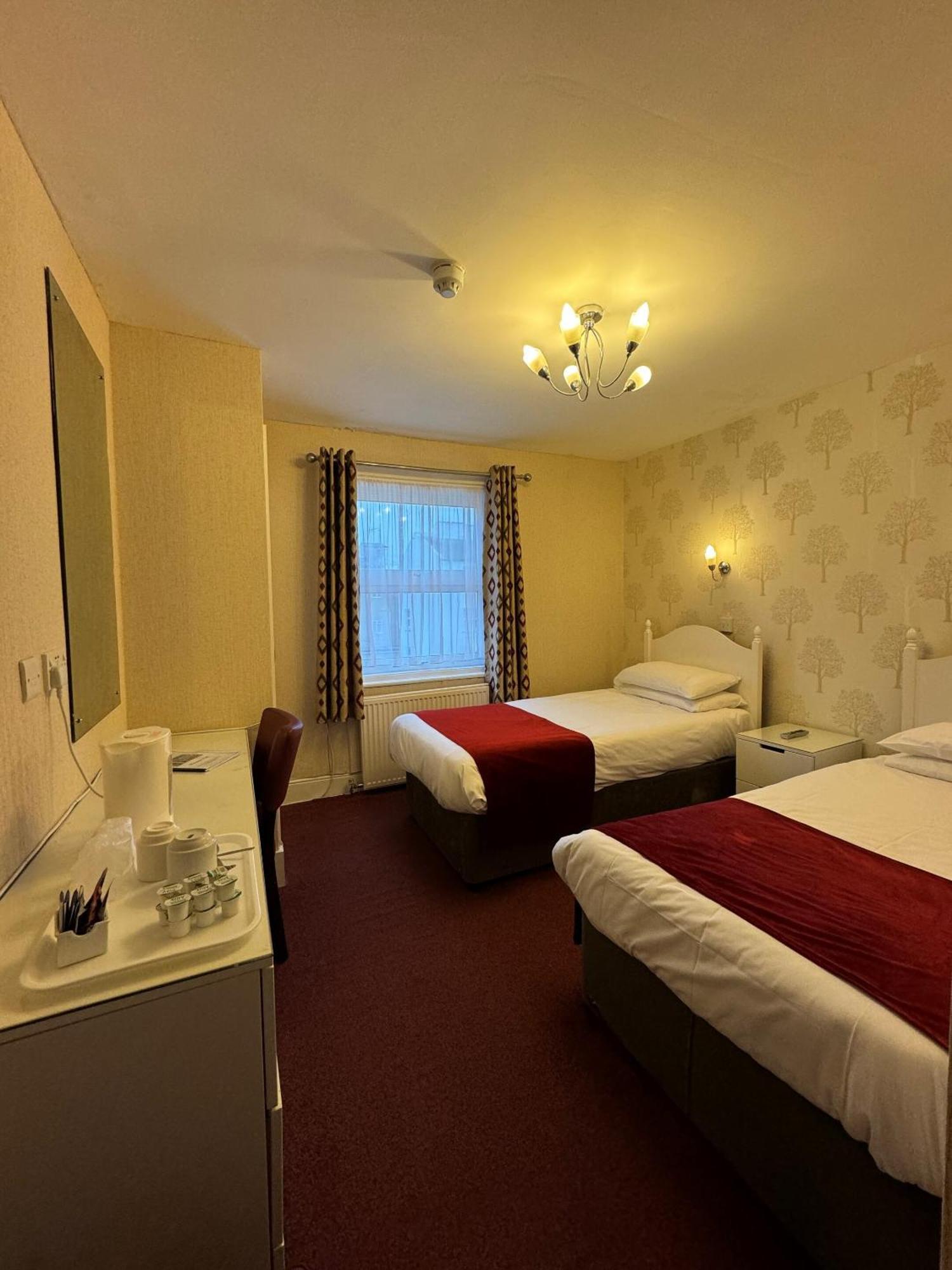 Haddon Hall Hotel Eastbourne Ruang foto